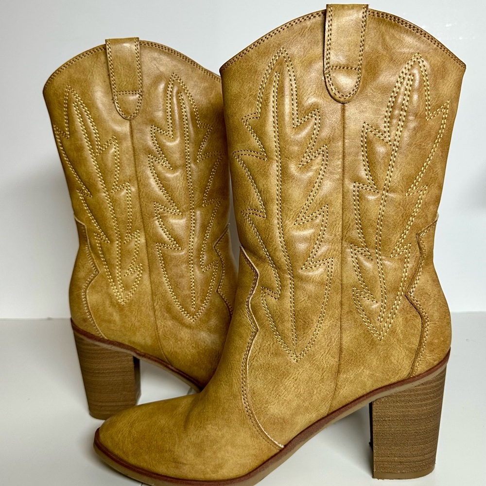MIA Ryleh Western boots - Picture 2 of 8